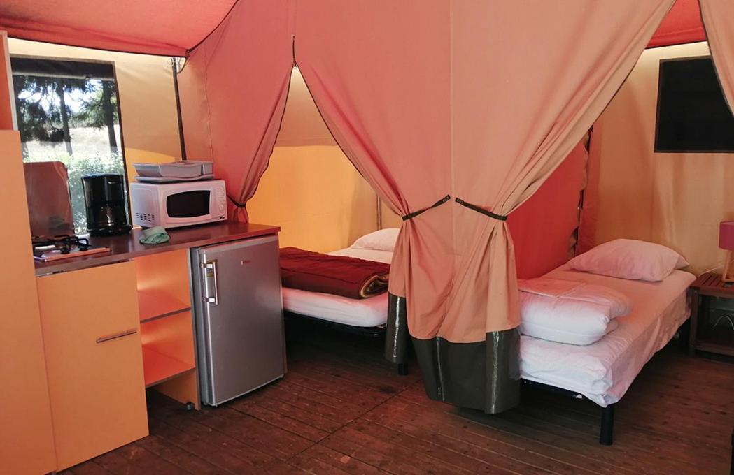 Camping Les Portes Du Perche Mamers Luaran gambar